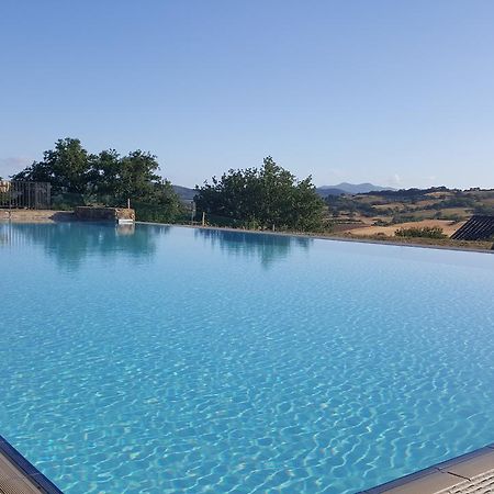 Agriturismo Casa Montecucco 준카리코 외부 사진