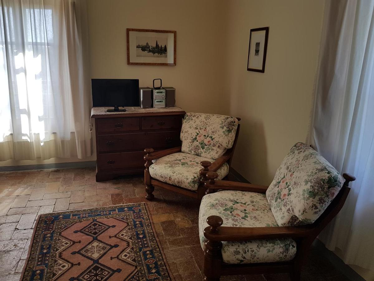 Agriturismo Casa Montecucco 준카리코 외부 사진