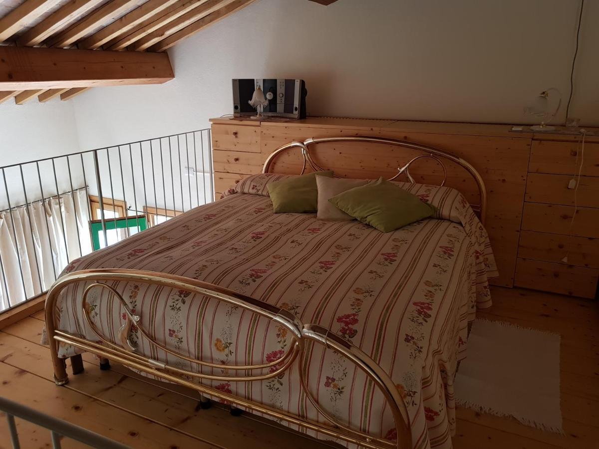 Agriturismo Casa Montecucco 준카리코 외부 사진